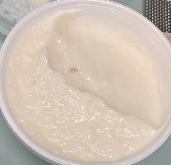 Garlic Sauce (8oz).